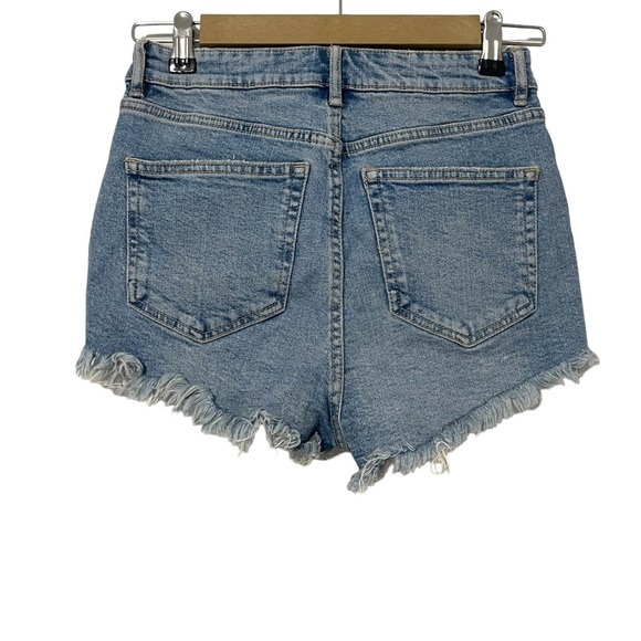 Zara Light Wash Denim Cut Off Short Shorts Size 4 - Picture 2 of 6